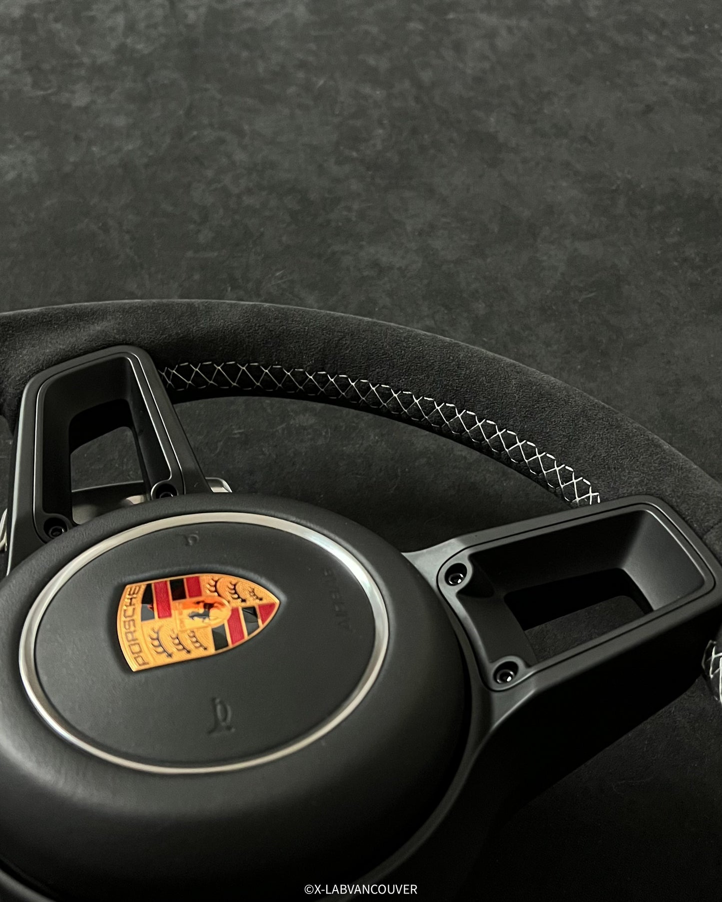 PORSCHE 991.2 ALCANTARA STEERING WHEEL UPHOLSTERY SERVICE - X-LAB